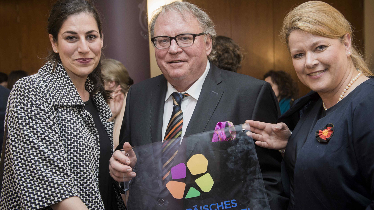 Charlotte Dietz, Staatssekretär Schumacher, Ulrike Dittrich / Foto: Europäische Kommission/Ezequiel Scagnetti