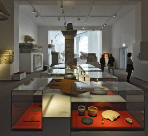 Räume Romanisierung und Grabmonumente; Bild: Rheinisches Landesmuseum Trier, Thomas Zühmer