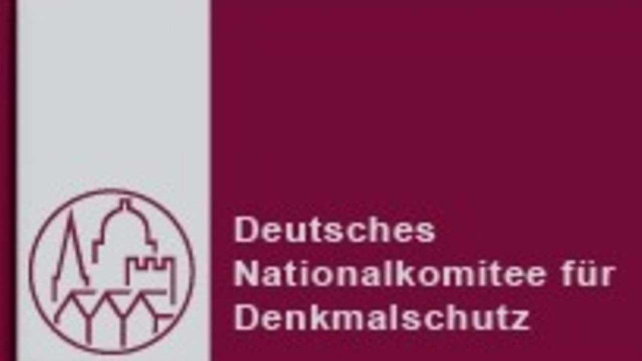 Logo Deutsches Nationalkomitee für Denkmalschutz