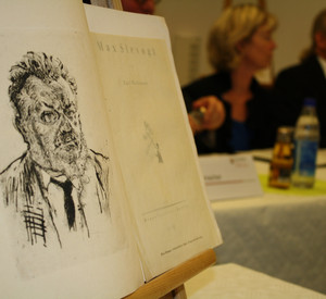Bild von Max Slevogt, im Hintergrund Ministerin Doris Ahnen und Dr. Armin Schlechter